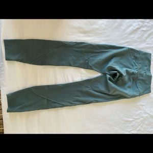 Lululemon In Movement 7/8, EVERLUX 25